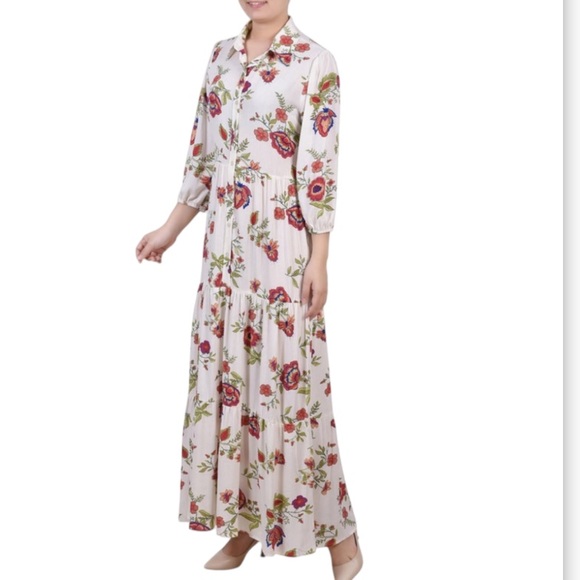 NY Collection Petite 3/4 Sleeve Crinkle Tiered Maxi Dress - Picture 4 of 5